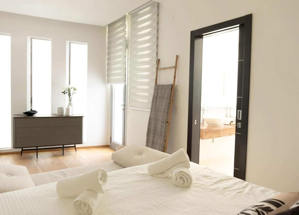 Luxurious 2 Bedroom Townhouse In Sierra Blanca Marbella Holiday home