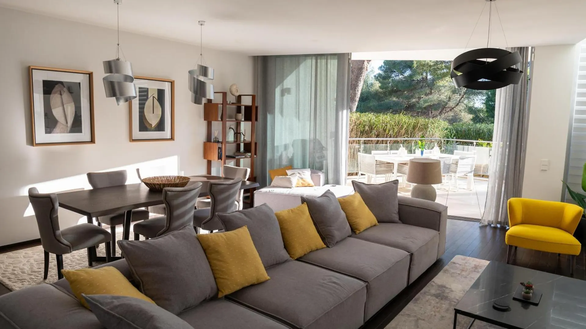 Luxurious 2 Bedroom Townhouse In Sierra Blanca Marbella